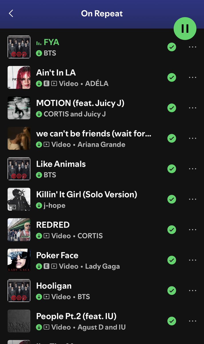 luvrksm's tweet photo. what’s everyone’s ’on repeat’ playlists? this is what i b feelin https://t.co/dEX4IHefy7