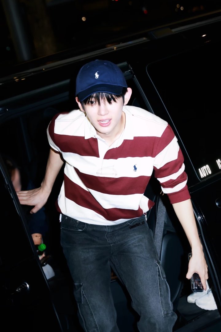 like845hhhh's tweet photo. #PARKSIWOO 
#박시우 
#PARKSIWOOMFWSS27 

시우, 밀라노에서 빛나자!💜💜💜 모든 일이 잘 풀릴 거야, 너는 언제나 빛나니까💜💜💜 https://t.co/NWLh5MnHJu
