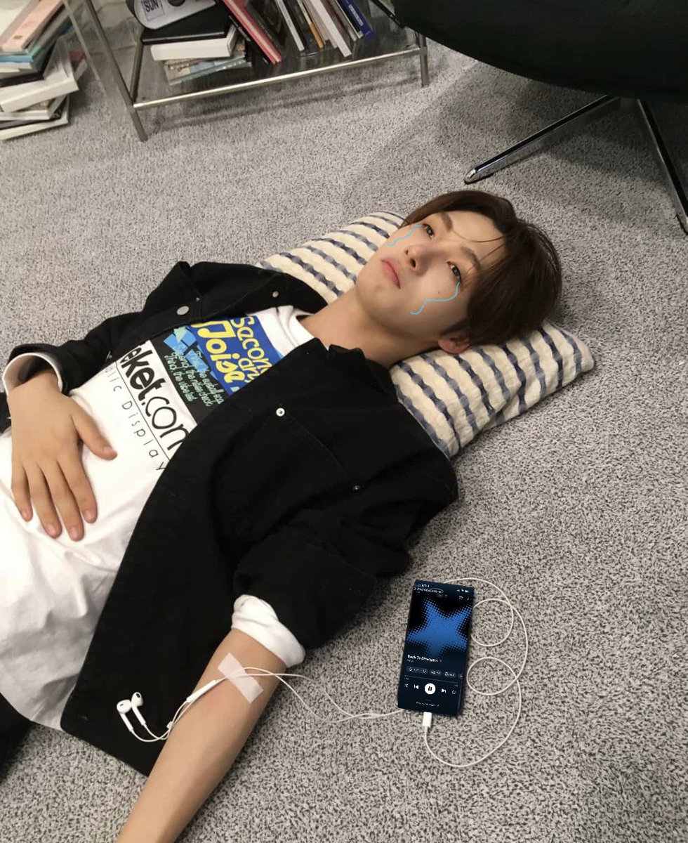 0chunii_'s tweet photo. 백투스트레인저는
진짜 너무 좋는 노래야. https://t.co/ehfp4D00ki