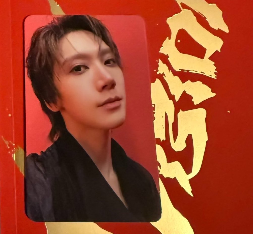 YUKICHAN6666's tweet photo. WayV 威神V 鳶　Vision Wings トレカ 交換

譲 テン

求 同種シャオジュン

郵送で交換お願いします🙇🏻‍♀️ https://t.co/79N4hFDLRG