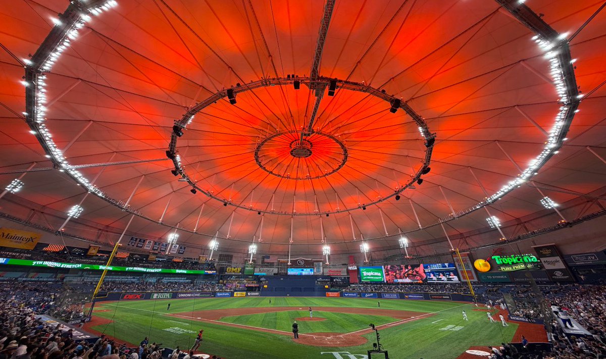repTILLYan's tweet photo. That is America's Ballpark and she is glorious. @tropicanafield #thetrop #raysup https://t.co/0rtKOSZJed