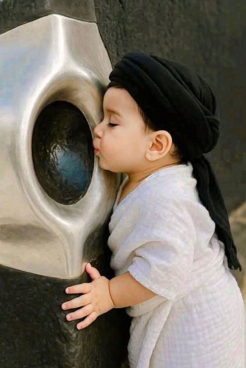Pthan_1's tweet photo. Ya Allah, 
write our names among those who kissed the Black Stone.🕋 https://t.co/uBaXWvxrgT