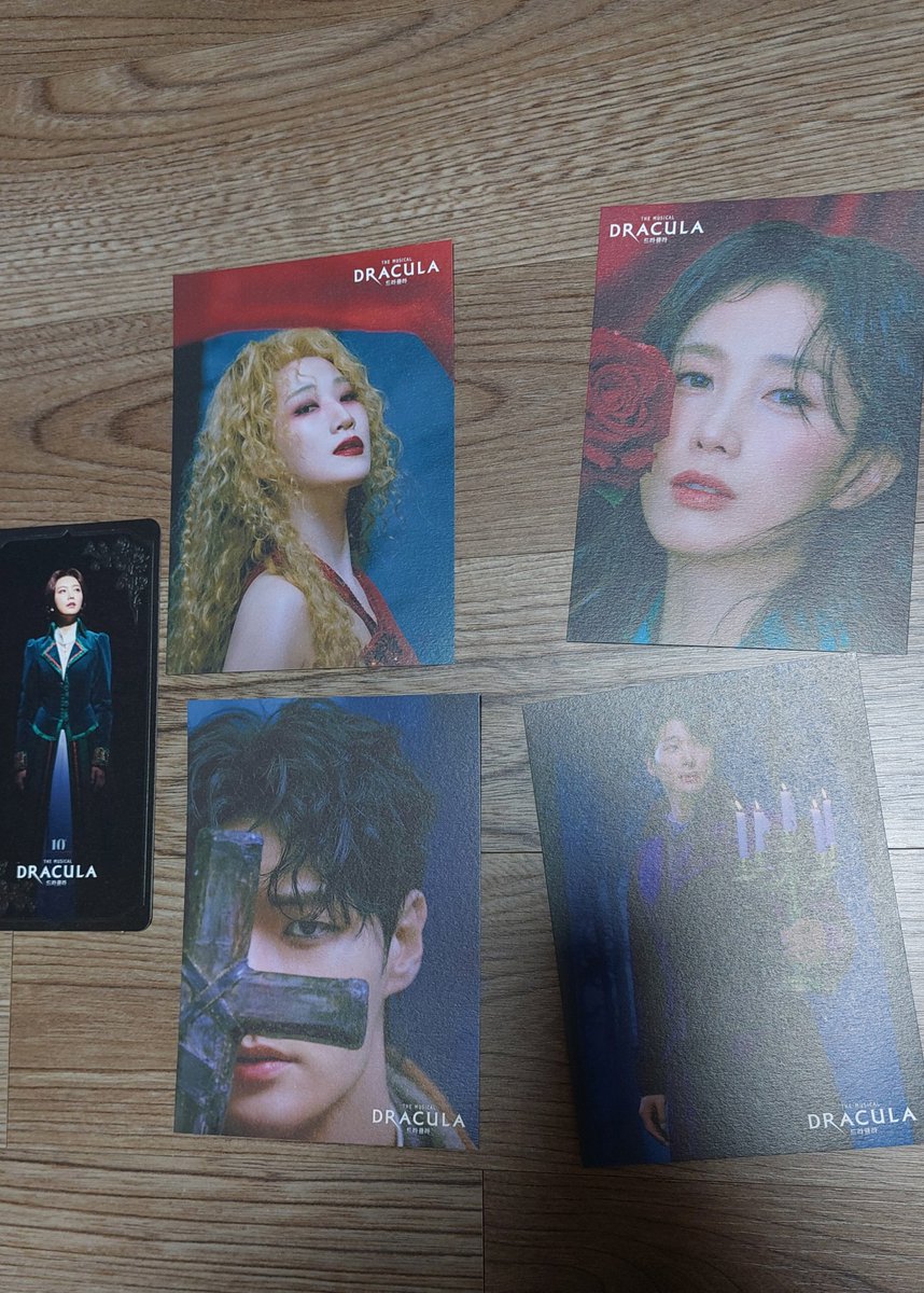 bbong_xia's tweet photo. [교환] 뮤지컬 드라큘라 증정 교환 구해요!

저: 캐릭터컷 엽서 박지연 임정모 임현준 이아름솔
      2024 임혜영 가사 카드

😇: 9/29~10/5 김준수 포토카드 2종 set 
       9/15~9/20 김준수 공연사진 포토카드
       10/7~10/15 김준수 필름마크

반택교환 희망해요 멘션이나 흔적 후 뎀 주세요 https://t.co/acXrrn0YBO