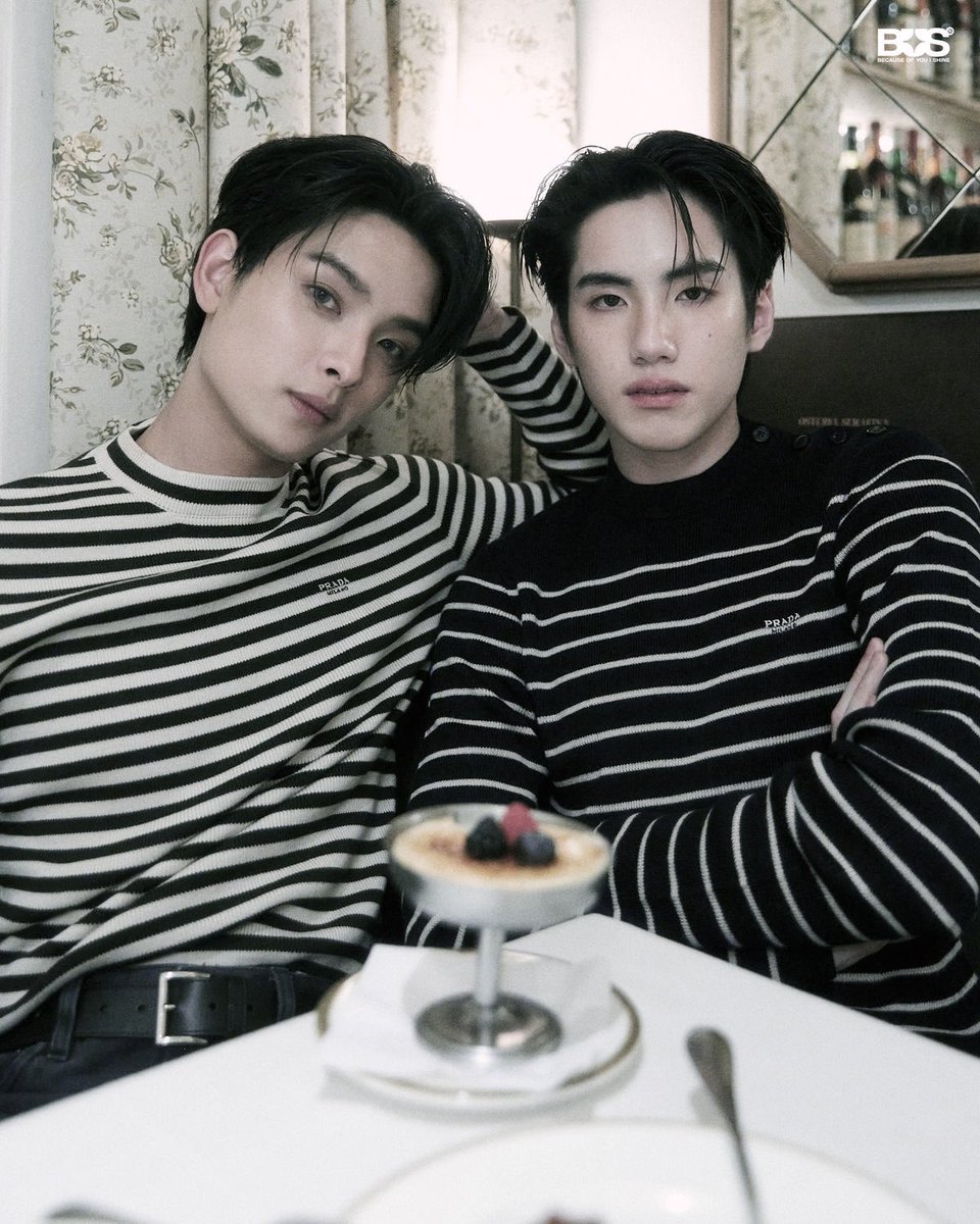 apartofmei's tweet photo. แฟนเกมเมอร์สวยทุกคนจริง ๆ นะ แอบเข้าใจ sauvage กับ asrk เลยล่ะ < 33 https://t.co/se7scYpo9l