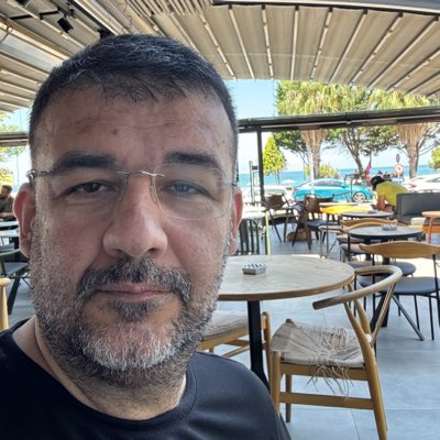 SuhabiCamoglu's tweet photo. #YeniProfilResmi https://t.co/q6JGVqrK2P