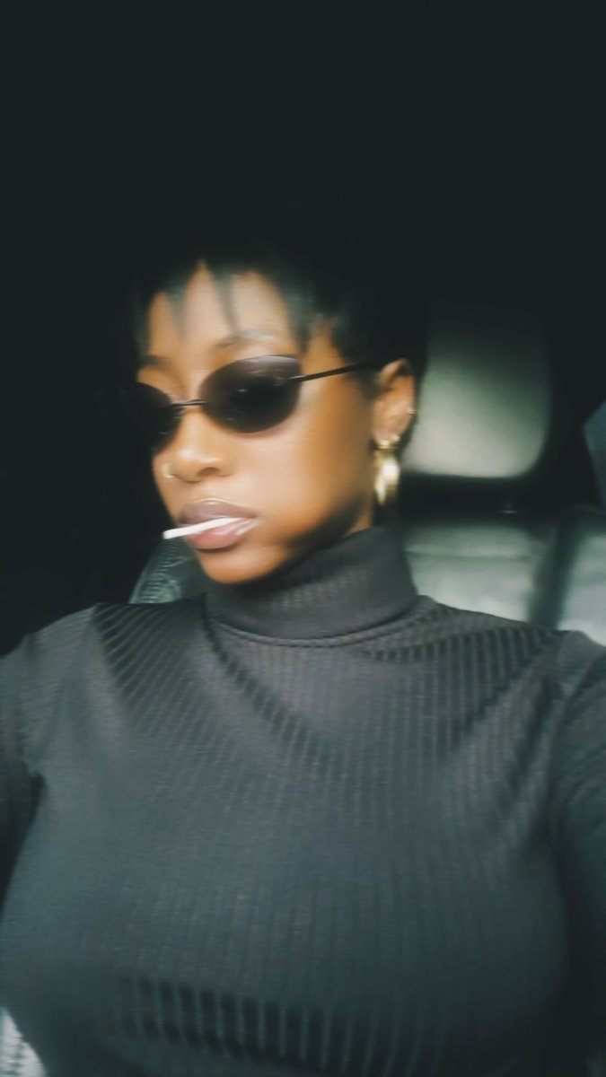 kemismallzz's tweet photo. 😎 https://t.co/f3mK2sdxfM