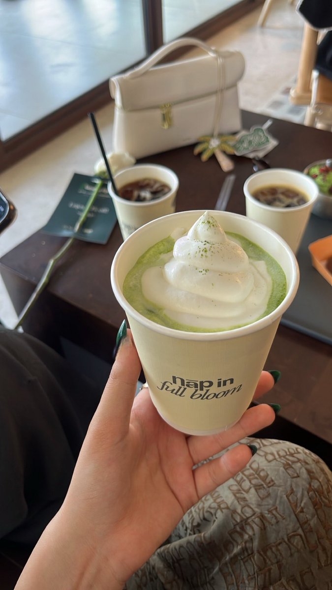 0ii0ht's tweet photo. 23 Sep💚 https://t.co/FhMxrJh7A3