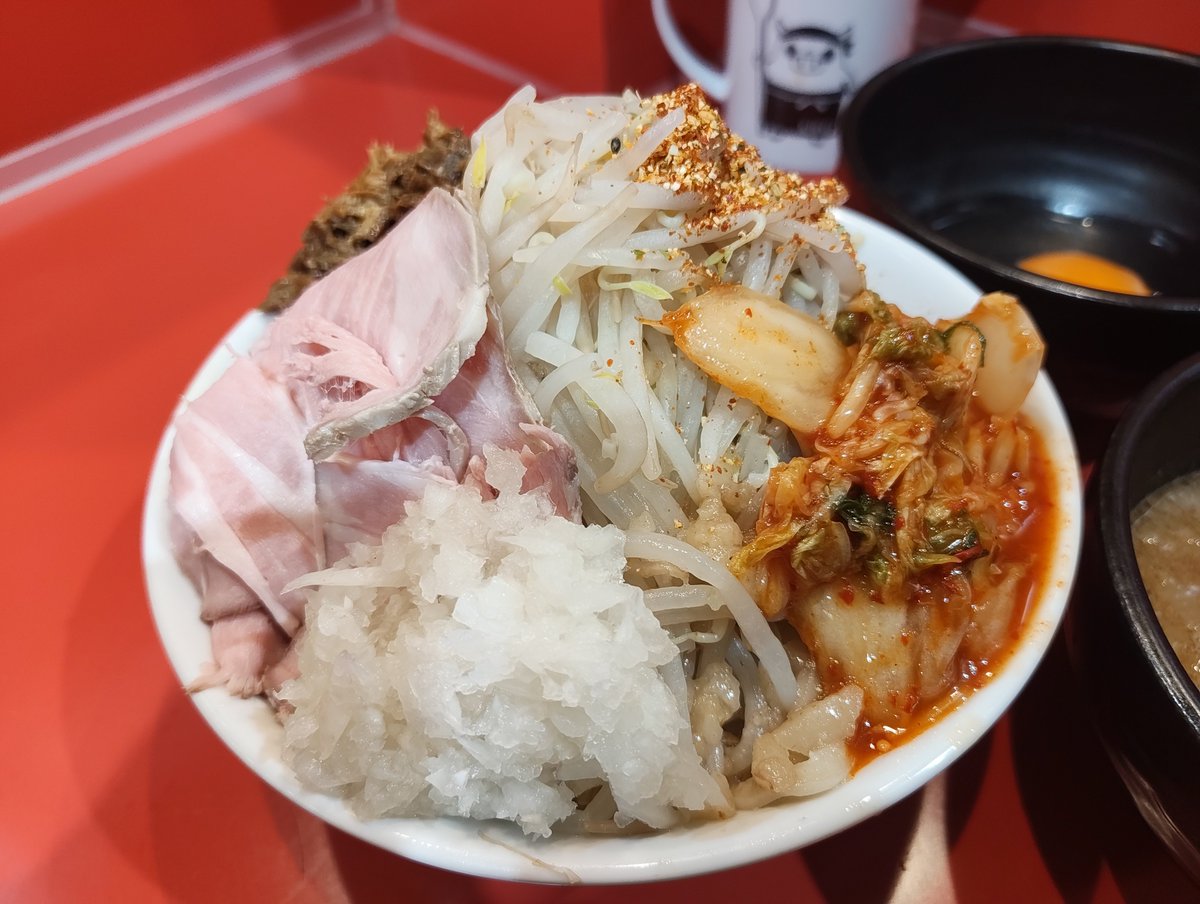Numa33333's tweet photo. 久しぶりの桐龍久喜店

数カ月ぶりに埼玉県に帰還😭連休最終日単身赴任先に戻る前に念願の桐龍✨

味噌つけ麺、旨✨😄キムチとも相性👍
レギュラーメニューも食べたかったな😱
やっぱり桐龍の🍜は唯一無二で最高の美味しさでした🫣

また埼玉に戻ってくるまでおあずけ😵‍💫

ご��走様でした🙏 https://t.co/TZZdP4uEVU