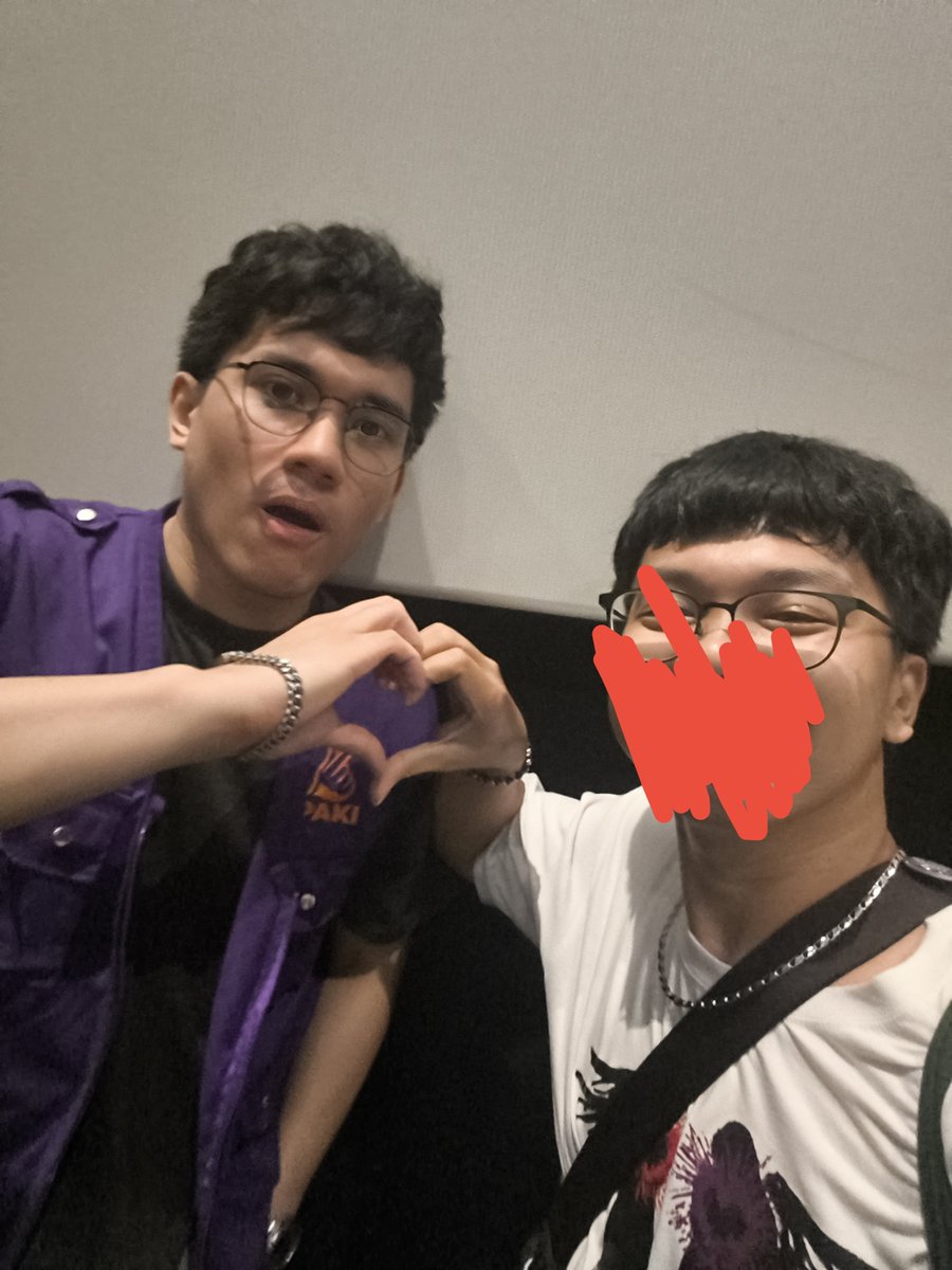 JUANDlREKSYON's tweet photo. bahala na kayo sa buhay nyo, basta ako nakaangat na ako https://t.co/dDlGqitJS4