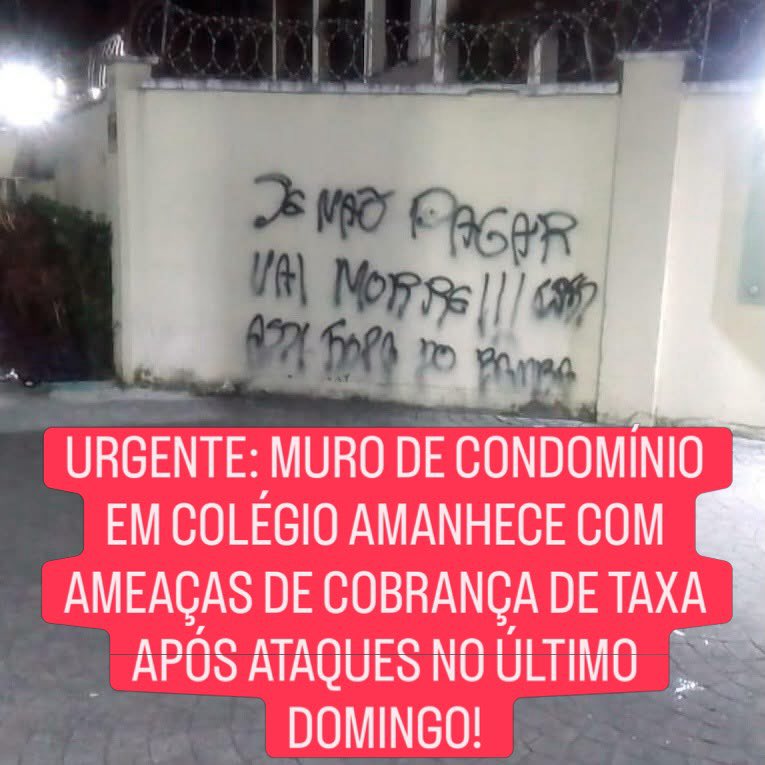 InformeRJO's tweet photo. O condomínio Rooselvt que fica na Estrada de Colégio está sofrendo ameaças de traficantes que exigem o pagamento de R$ 25.000,00 por mês! 
No domingo o condomínio teve a guarita atacada por 3 marginais encapuzados! https://t.co/KOUydh0zgN