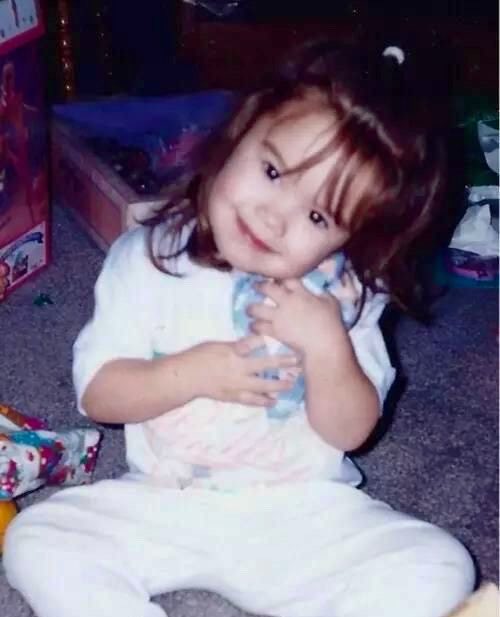 incasezx's tweet photo. te amo demi lovato criança, te amo muito ❤️‍🩹 https://t.co/8e6MLsN97Q
