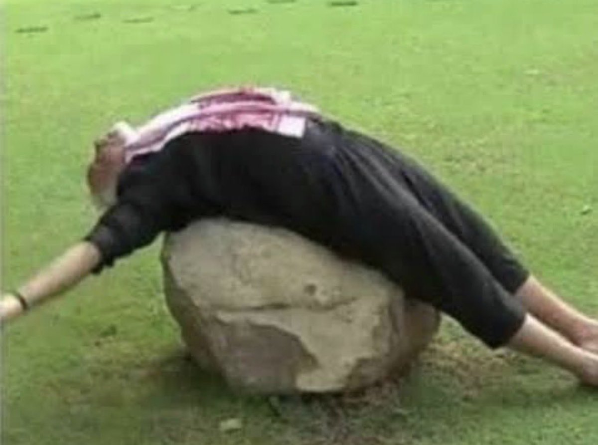 AnonymouseArun's tweet photo. @gauravsabnis Squat? I raise you….. https://t.co/Oe8rIzAfGM