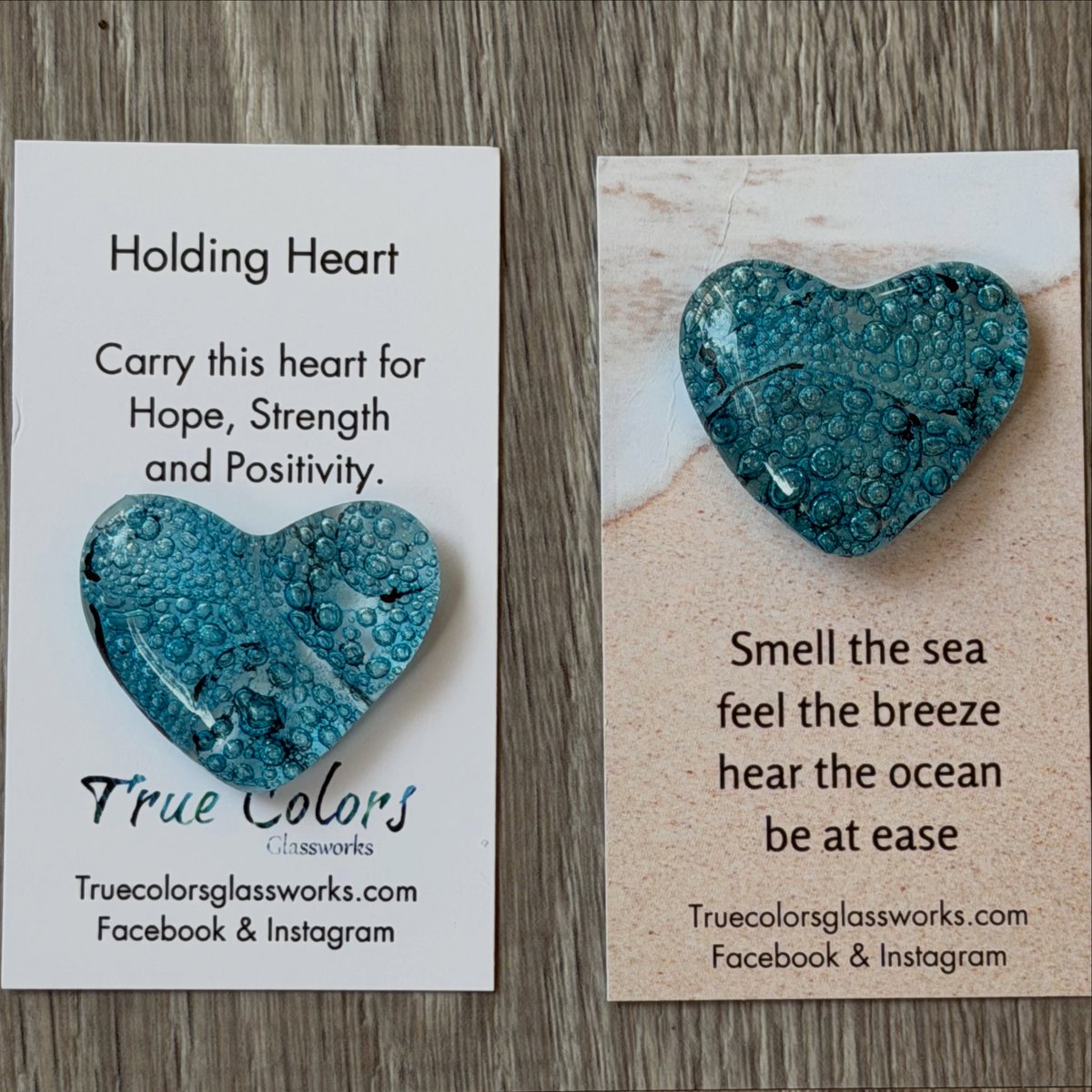 KimberHarafdg's tweet photo. Introducing bubble hearts! It’s a chemical reaction I’ll explain another day. For now, which heart card do you like better? I’m currently making them in medium size for six dollars each. Thank you for playing along, Glass Gang! https://t.co/vNn3my6tdt