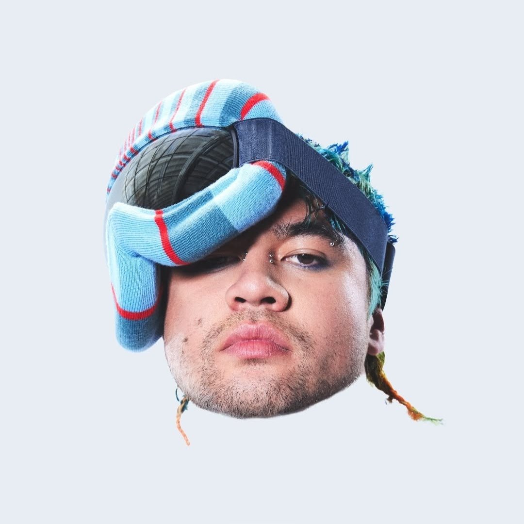 CLUBS0S's tweet photo. also happy one year to these appearing and everyone going what the fuck https://t.co/z6oQfGwJUu