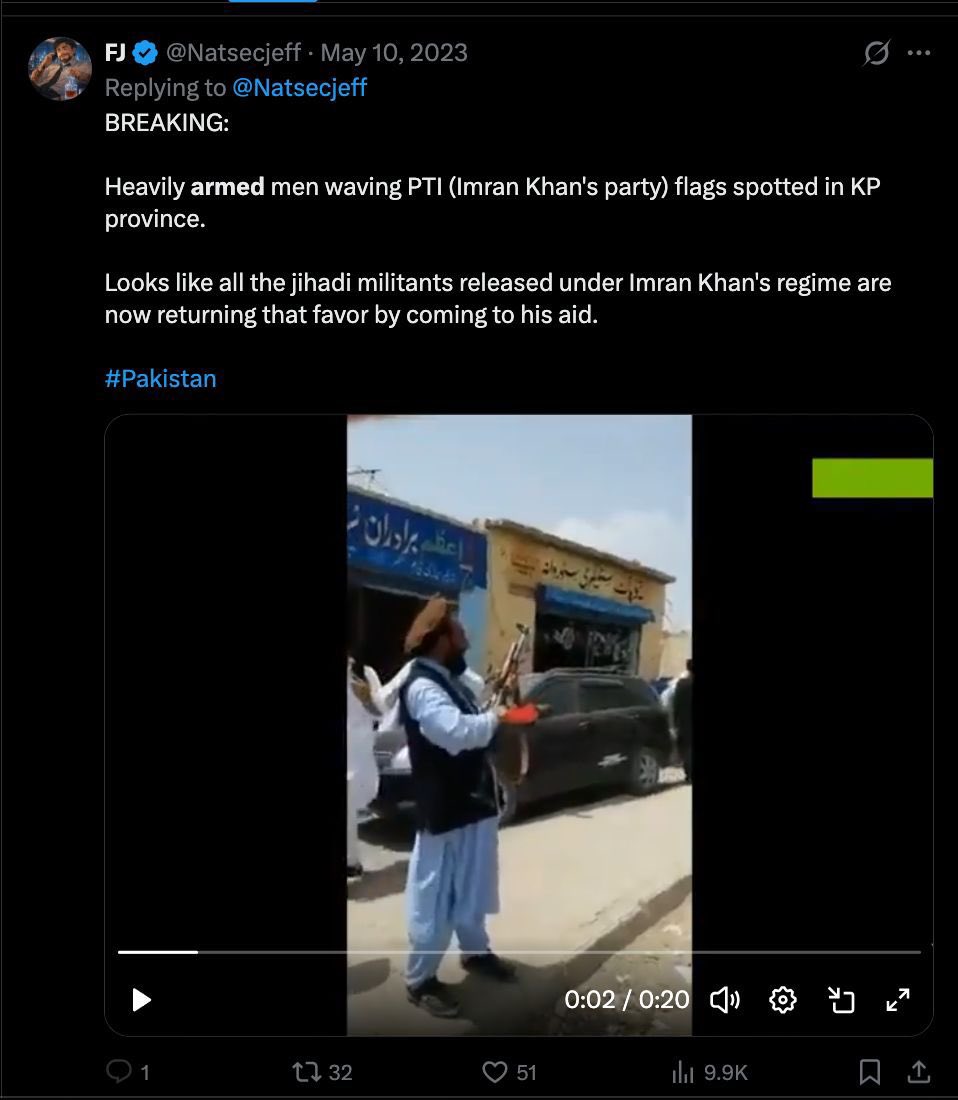 zubairniazi's tweet photo. مئی 2023 سے یہ بندہ وہیں کھڑا ہے
نصراللہ ملک بھی داڑھی والا غریدہ فاروقی ہے https://t.co/7V8BaRxMSb