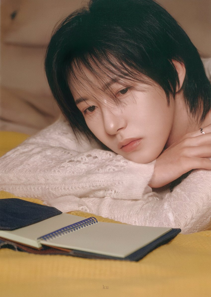 RJPopBase's tweet photo. Renjun officially debuts his own studio.

A studio is a dedicated management team or internal business unit created to specifically handle a celebrity's personal career, schedules, and branding. https://t.co/bZw6XZx7sL