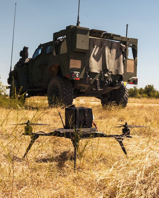CUAS_NEWS's tweet photo. 🇺🇸 Swarm Defense (@swarm_defense_) has received a prototype delivery order for 4,000 Kiwi one-way attack drones under the Department of War's Drone Dominance Program.

"The Drone Dominance Program has placed its confidence in both our aircraft and our ability to deliver them at scale. Our engineers and production team earned this opportunity through constant testing and improvement, and I'm proud of what they've accomplished. We appreciate the program's trust. Our focus now is on delivering for the service members who will rely on these systems"
- Kyle Dorosz, CEO of Swarm Defense Technologies

Learn more >> https://t.co/kaJSsT6YZZ