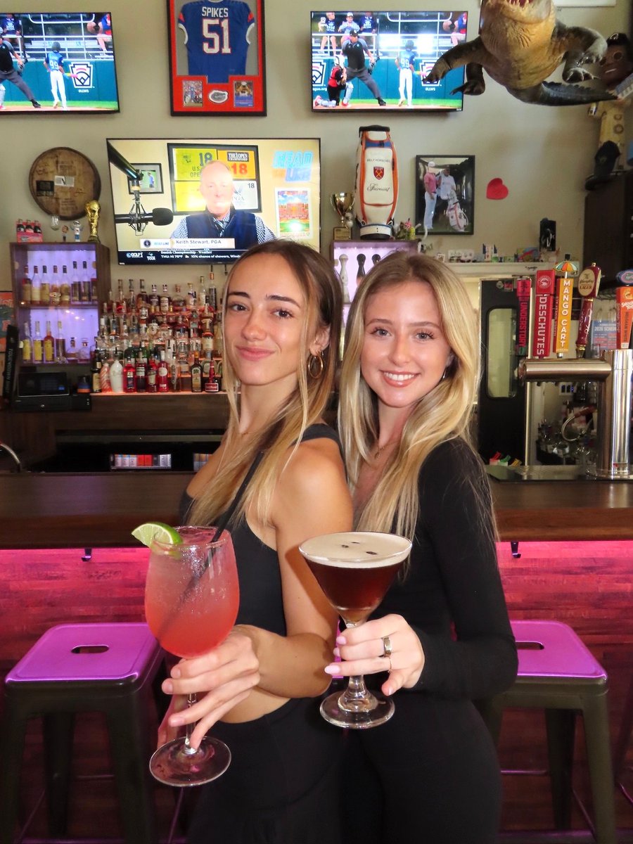 SwampRestaurant's tweet photo. You deserve a night out... this is your sign. 💋🍸
Ladies Night is TONIGHT at 6PM - Don’t miss out on seasonal martinis, $5 margs, Girl Dinner and more 💅
#SYAS https://t.co/Aj5RUMzSKP