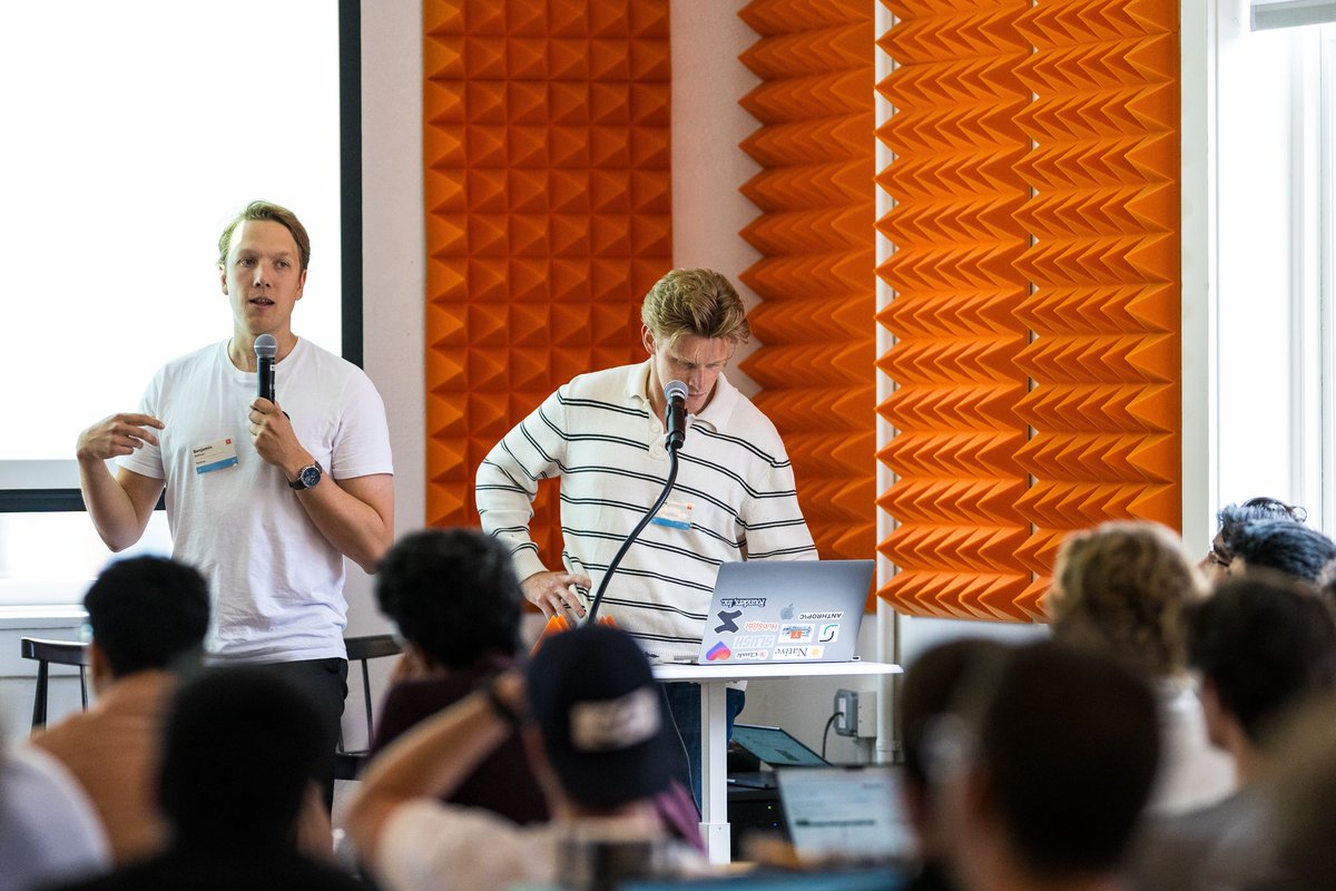 BenjaminBekken's tweet photo. One week into YC and we've already been on the big stage!

We demoed the product to fellow batch founders and alumni.

Also super proud of the team. We moved into a hacker house and they are shipping like crazy 🔥

The next couple of weeks are going to be wild! 

More to come 👀 https://t.co/r3PILZhULw