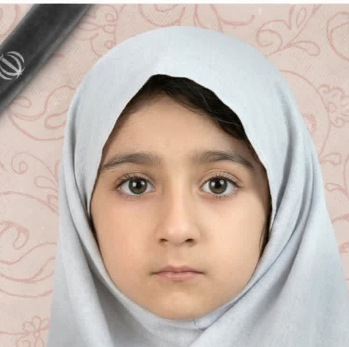 Dokhte_Noor's tweet photo. امسال به نیابت از  ش ه ی د ه باران قاسمی که آمــــ.ریکا و اســــ.رائیل فرصت حضور در کلاس درس رو ازش گرفتن، حاضر🖐

#روایت_نصر
#مهر_مقاومت https://t.co/aRdlqXdAL8