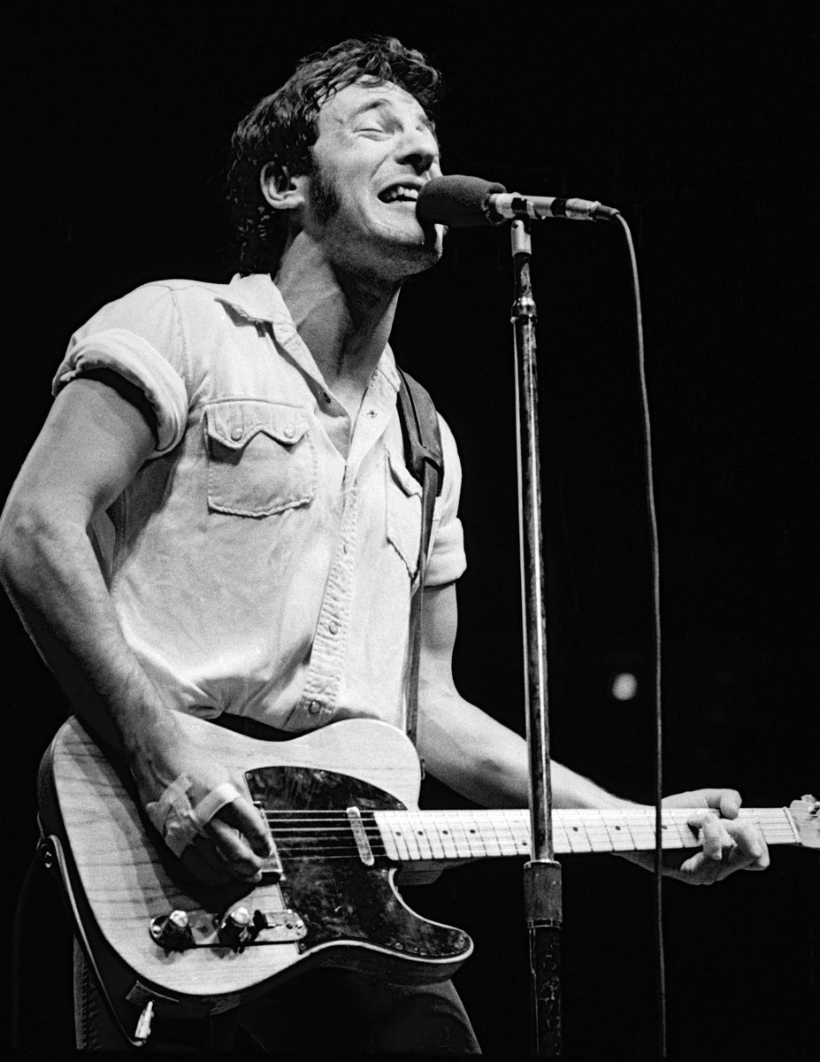 siriusxmcanada's tweet photo. Bruce Springsteen is 77 years old today. The voice behind decades of anthems, road-trip staples, and songs that somehow make you want to roll the windows down no matter the weather! 

What’s your ultimate Springsteen song?

#BruceSpringsteen https://t.co/IJFdgc9M3R