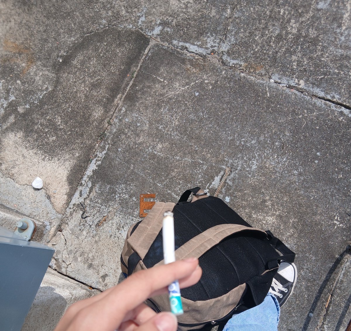 ratopeladoo's tweet photo. quem n tem pod caça com cigarro https://t.co/Np1O6IdD71