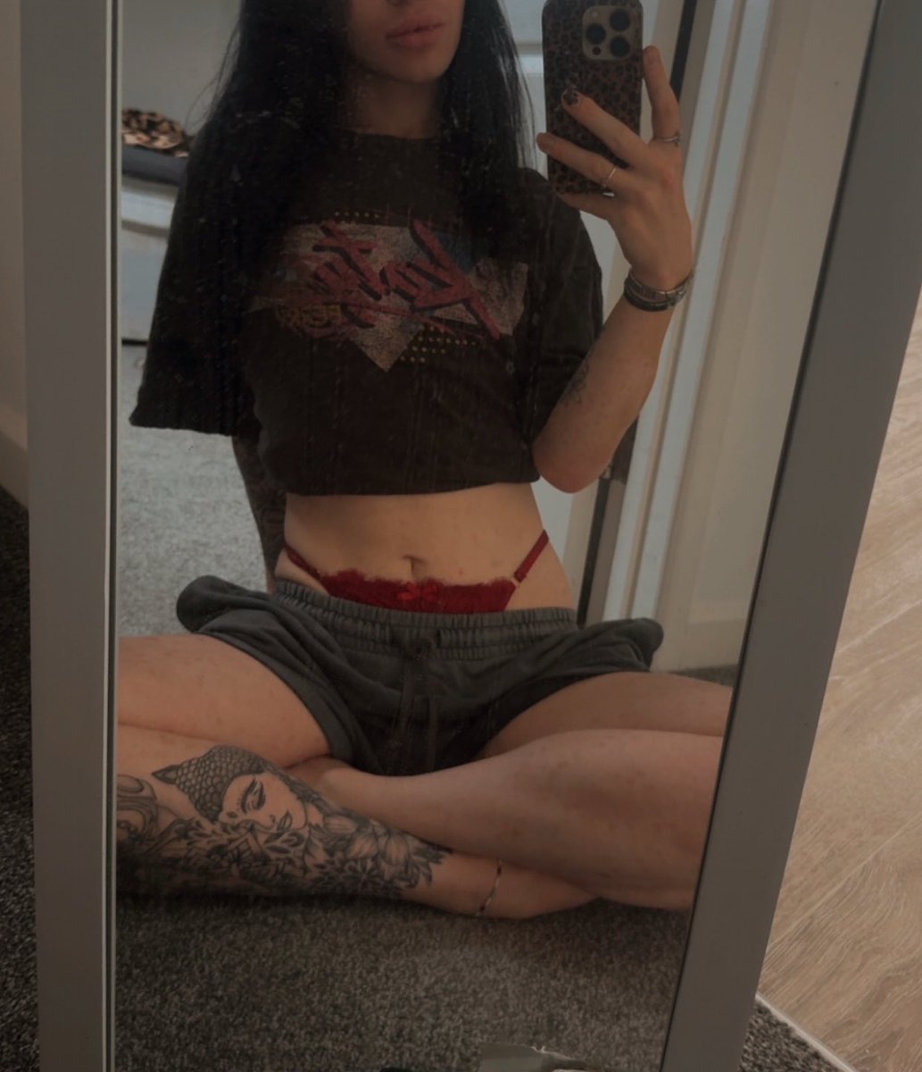 cxmm08's tweet photo. Dm me for custom content spicy 🌶️ 
#femboy #content #chundia https://t.co/NlanZ2uL9X