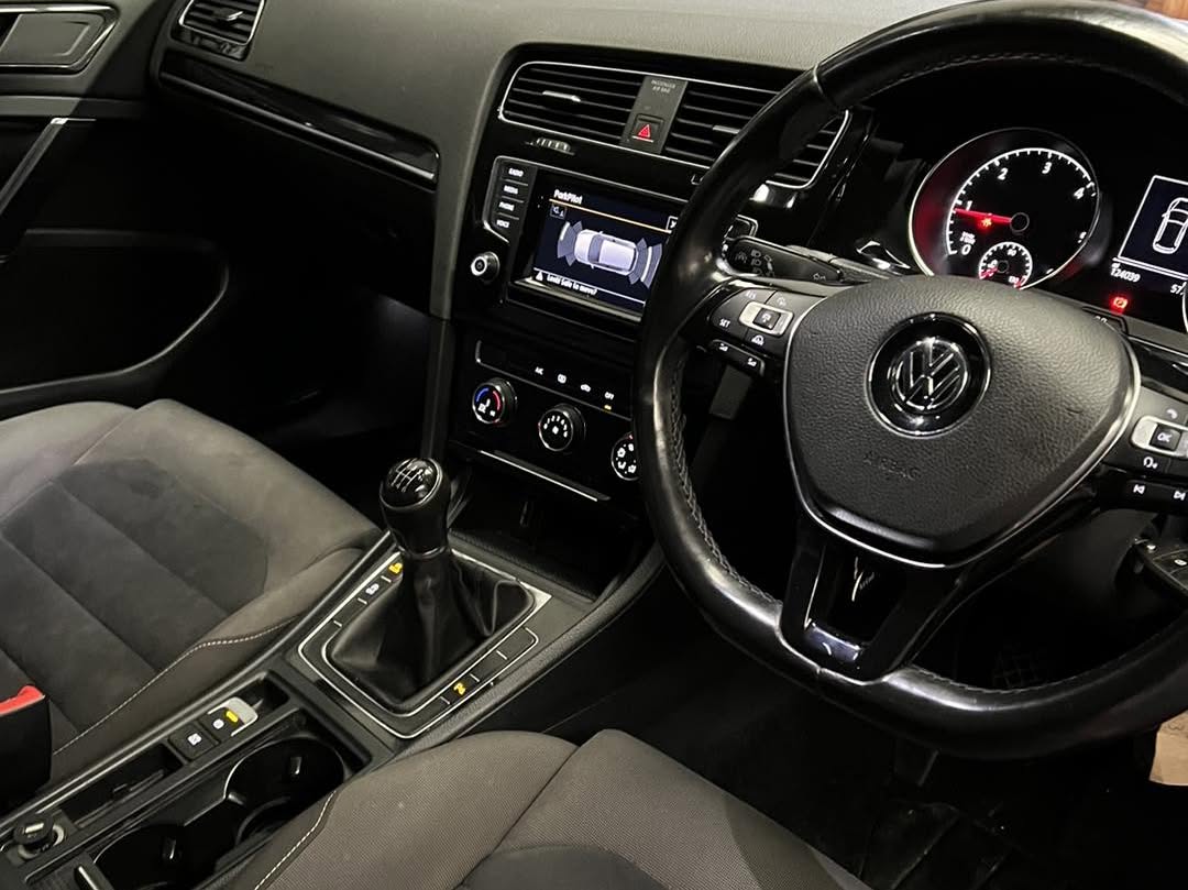 ColumbusGag7's tweet photo. VW Golf Mark 7 2. 0 GT TDI 150bhp

£6, 995

2014 VW Golf 2. 0 GT TDI 150bhp, 6-speed. Top-spec in stunning red with gloss black kit, 124k warranted miles, VW history, low tax and excellent economy. Finance and warranty available. New alloys and https://t.co/lIk1sE9H7r