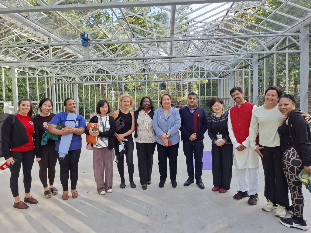 IndinNederlands's tweet photo. A rejuvenating yoga session was organized on 18 September 2026 at the ICJ premises by the Embassy of India🧘‍♂️

The participants were briefed about the yoga classes and cultural activities conducted by the Gandhi Center - the cultural wing of the Embassy. The Yoga session was conducted under the guidance of the Centre's Yoga Instructor , who took the attendees through a series of asanas and breathing exercises.
@MEAIndia @IndianDiplomacy @moayush @thegandhicentre @iccr_hq