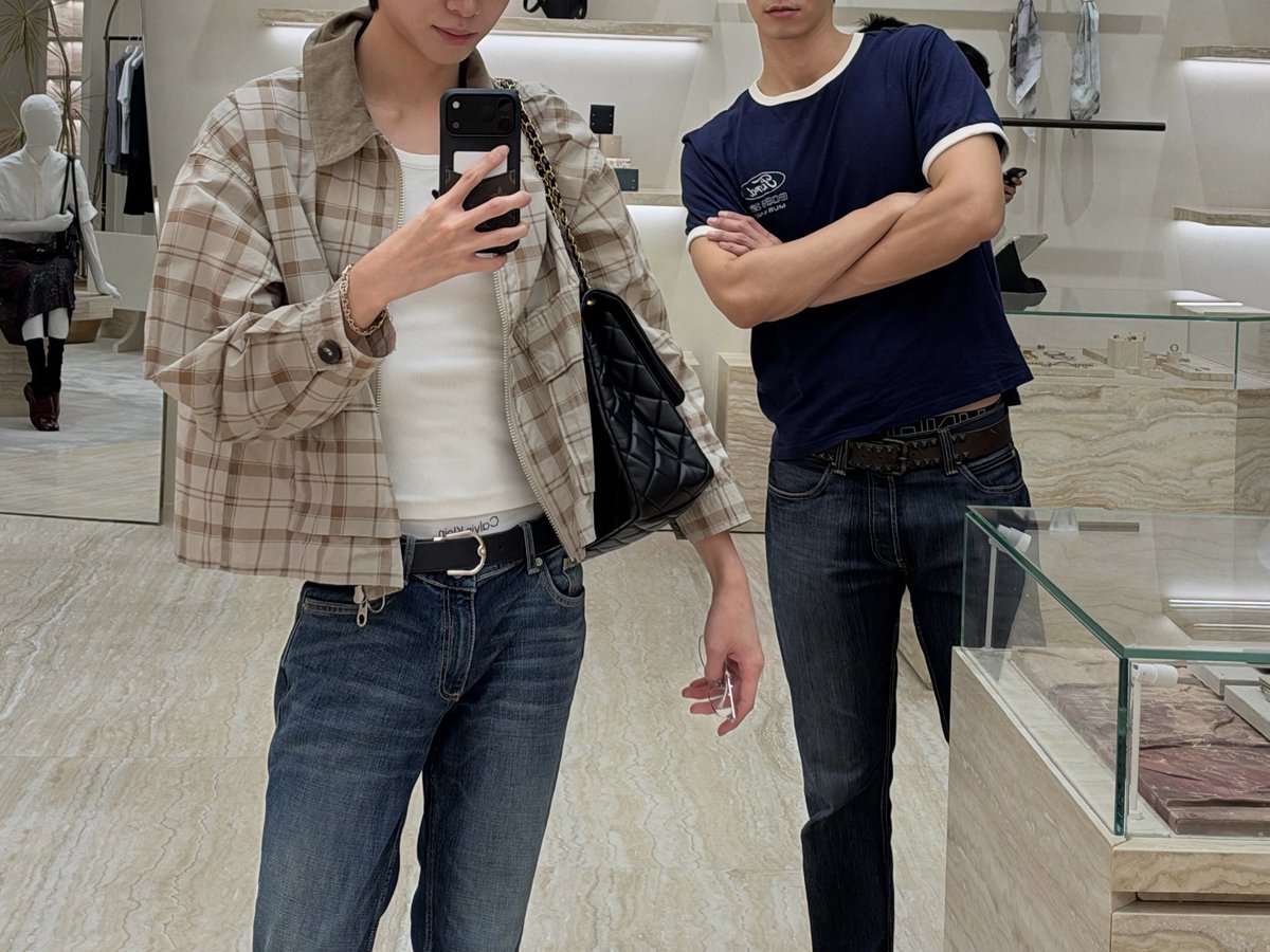 ohmkrit's tweet photo. https://t.co/CRWxCZxhXj