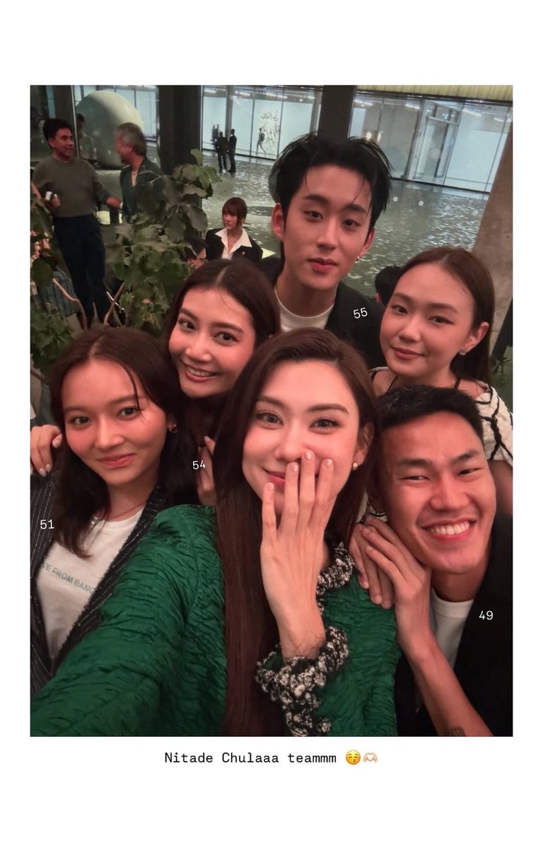 harxeuphoria's tweet photo. nitade chula reunion 😽🩷

꒰ #est_rvp ꒱ 
#CHANELxEST https://t.co/iDFJLxBGKW