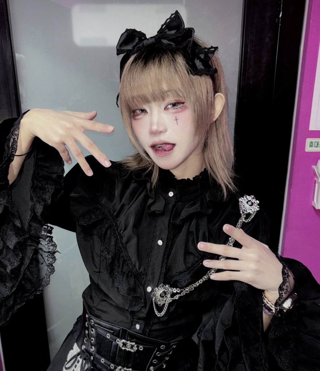 yuniing_'s tweet photo. #레마시 ♥ https://t.co/QAuTGVMx74