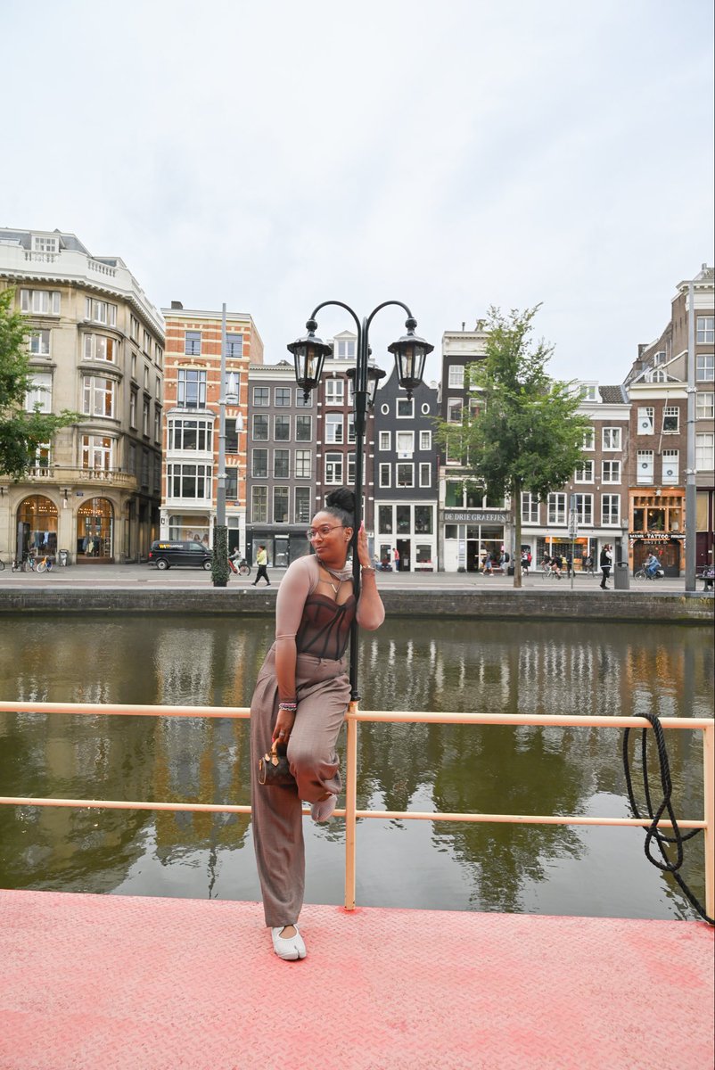 Elbowkneee's tweet photo. Amsterdam 📍 https://t.co/qpv7lWJ4ND