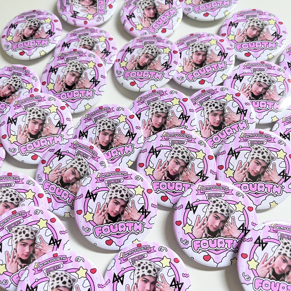 _iamnpk's tweet photo. ★ รับทำเข็มกลัด 

─ 32mm : 4฿
─ 44mm : 6฿

💬 ฟรีซองใสทุกชิ้น 
⭐️ สั่งได้ไม่มีขั้นต่ำ

📁 เทมเพลต ; https://t.co/jQDswb9HCX

( สอบถาม &amp; สั่งผลิต https://t.co/YKcgpCRqmP )

#รับทำgiveaway #รับทำของแจก
#RUN_IT_BANGKOK
#FourthConcert
#BTS_WORLDTOUR_BANGKOK
#LYKNReflexionConcert https://t.co/if1vZZ3VwF