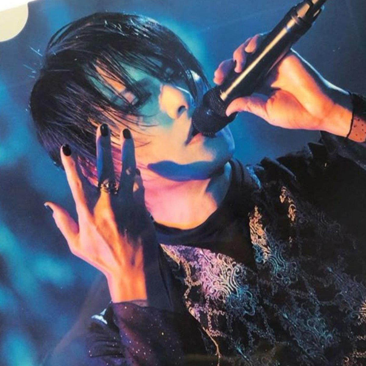 sakuraifilm's tweet photo. #BUCKTICK #櫻井敦司 #atsushisakurai https://t.co/oGqgD6YQbL