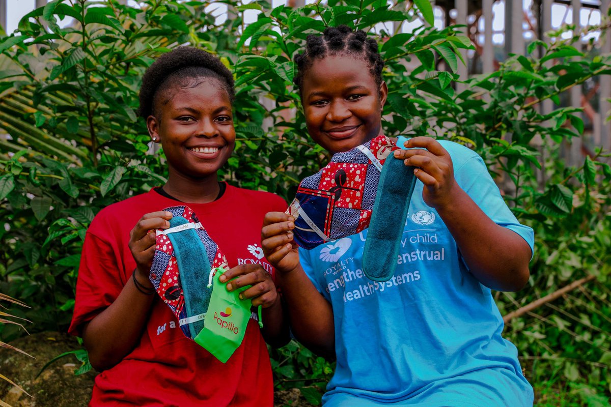 unicefcameroon's tweet photo. For girls in crisis-affected communities, managing periods can be a monthly challenge.
@UNICEF and #RoyaltyWork are supporting girls with menstrual health education, reusable pads and dignity support to help them stay in school.
With support from @JapanGov .
#MenstrualHealth #GirlsEducation #UNICEF #EveryGirl
