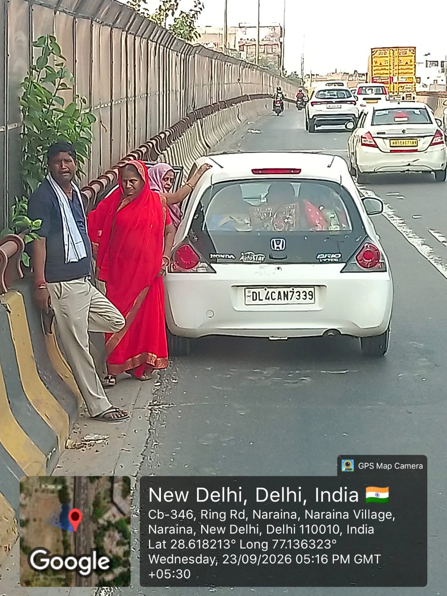 dtptraffic's tweet photo. Sometimes we do little bit of everything 

A family including 4 women, 1 kid and one male was stranded on Naraina flyover as there car ran out of fuel. The car was towed with the crane upto Bus stop Naraina flyover. 
They tried to buy petrol but Petrol Pump denied giving petrol in plastic cane. 
Our staff went with the driver and arranged petrol.
#DTPUpdates
@DelhiPolice @LtGovDelhi @CPDelhi @anil0420