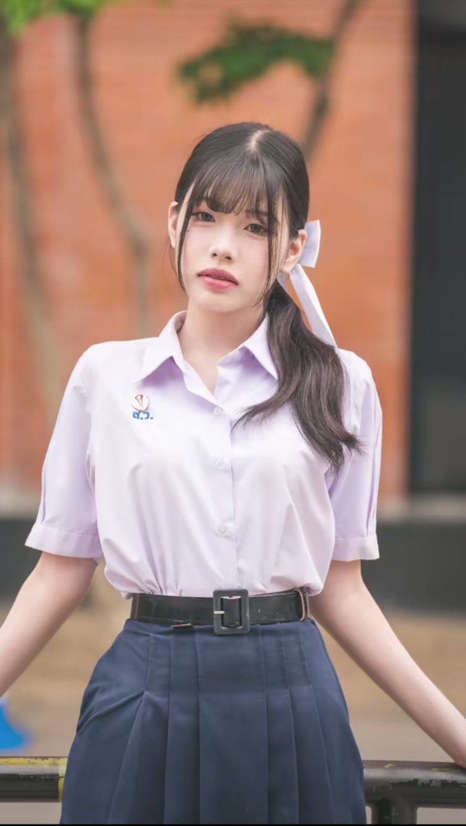 wutt07's tweet photo. แอลลี่           vs              พี่ราม
#rosebnk48 https://t.co/Jb2BaRglgU