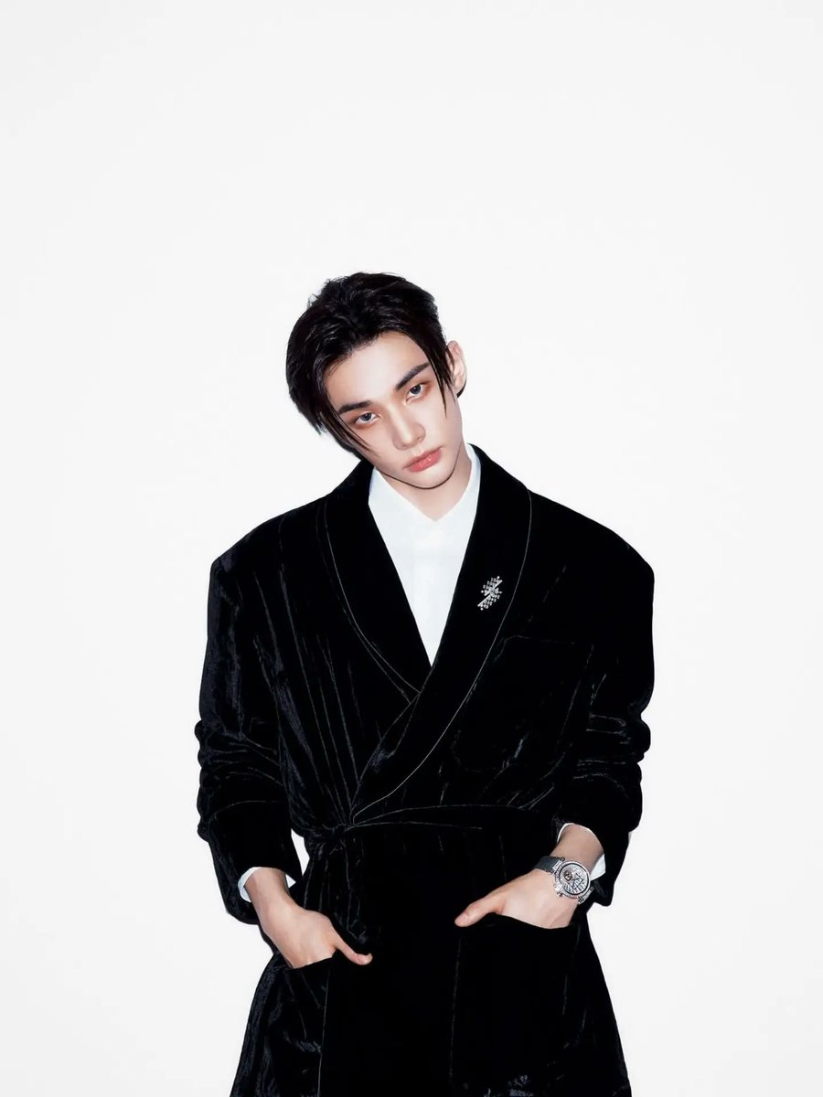 MohammadCoeh2's tweet photo. Hyunjin’s Instagram post update! https://t.co/TYKDbv5YEh