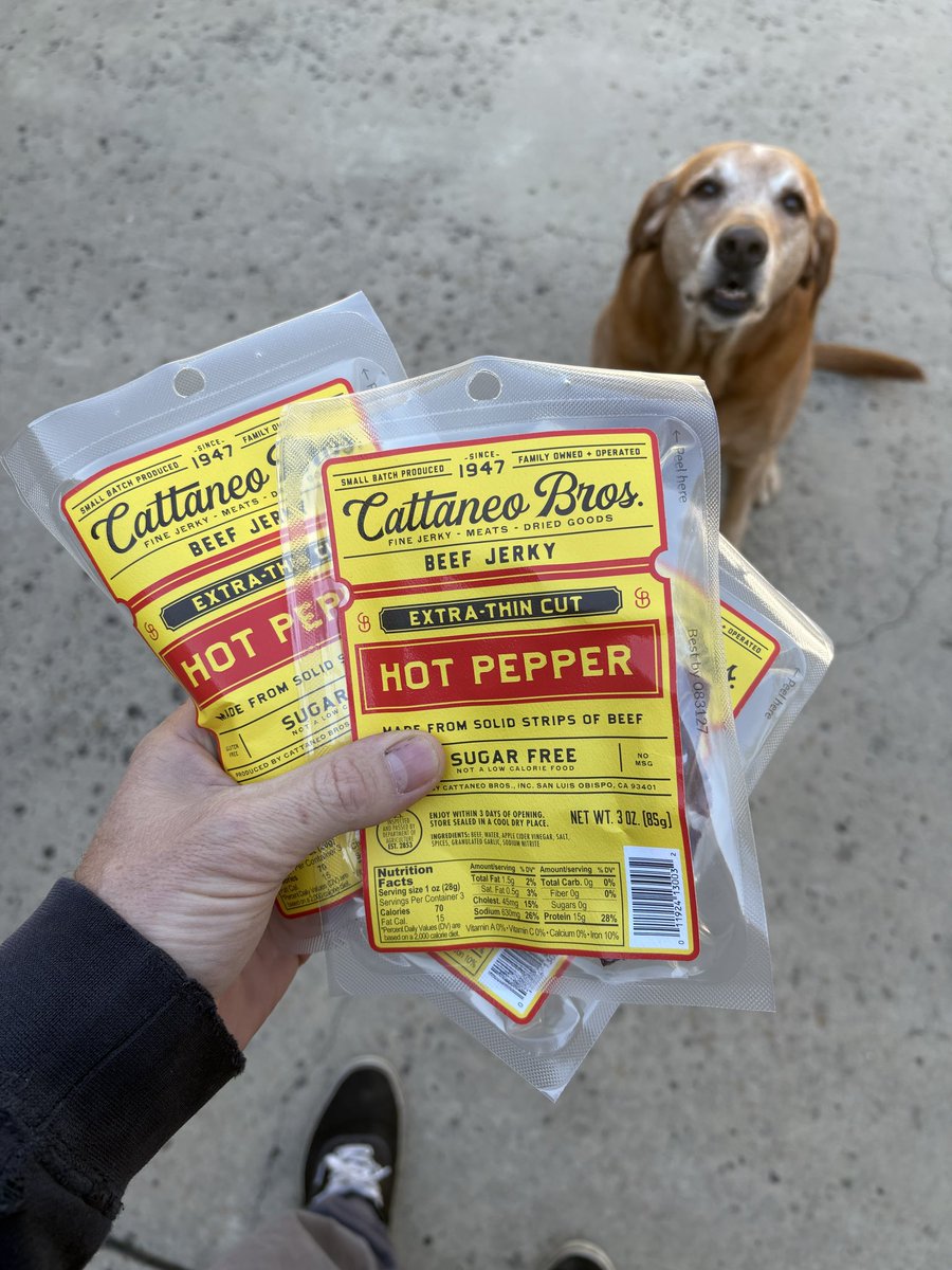 radfishthree's tweet photo. @cattaneobros Best jerky ever.. 🥩🖕🏻 https://t.co/wCX9bQtXkx
