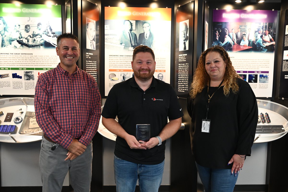 Siemon's tweet photo. Our 2026 EHSLeaders Safety Standout Award has landed at Siemon HQ!

A special thank you to Jonathan Ciccio, Kevin Gokey, and Melissa Mazzettini and the entire Siemon team for the work they’ve put into our workplace safety and for helping Siemon earn this recognition.

#SiemonESG #SafetyCulture #WorkplaceSafety