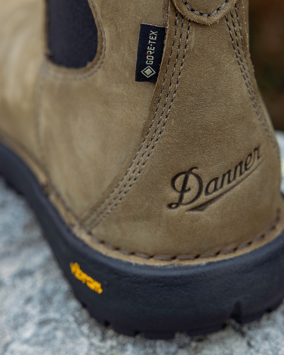 danner's tweet photo. The Tramline has a classic Chelsea style, GORE TEX liner, and Vibram outsole; what more do you want for your daily driver? #dannerboots 
https://t.co/sta1IcnLhZ https://t.co/Ilanb9bDhR