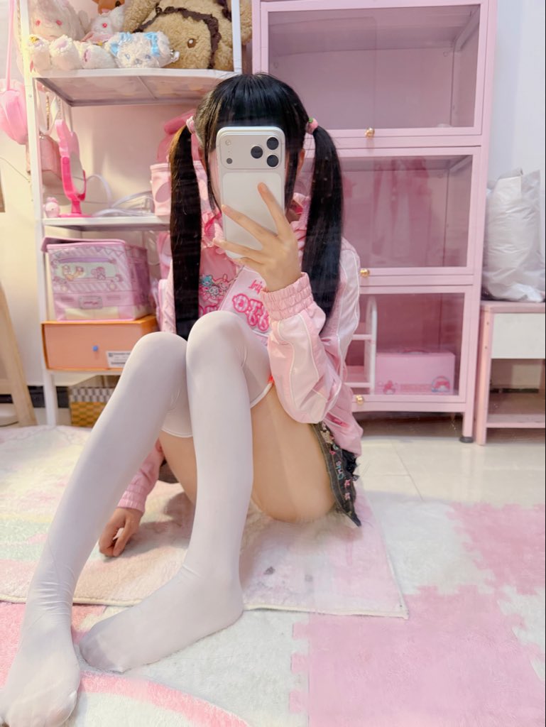 Cuteqd2's tweet photo. 上x找一个给我舔逼逼的老公 https://t.co/sspsxo9DTA