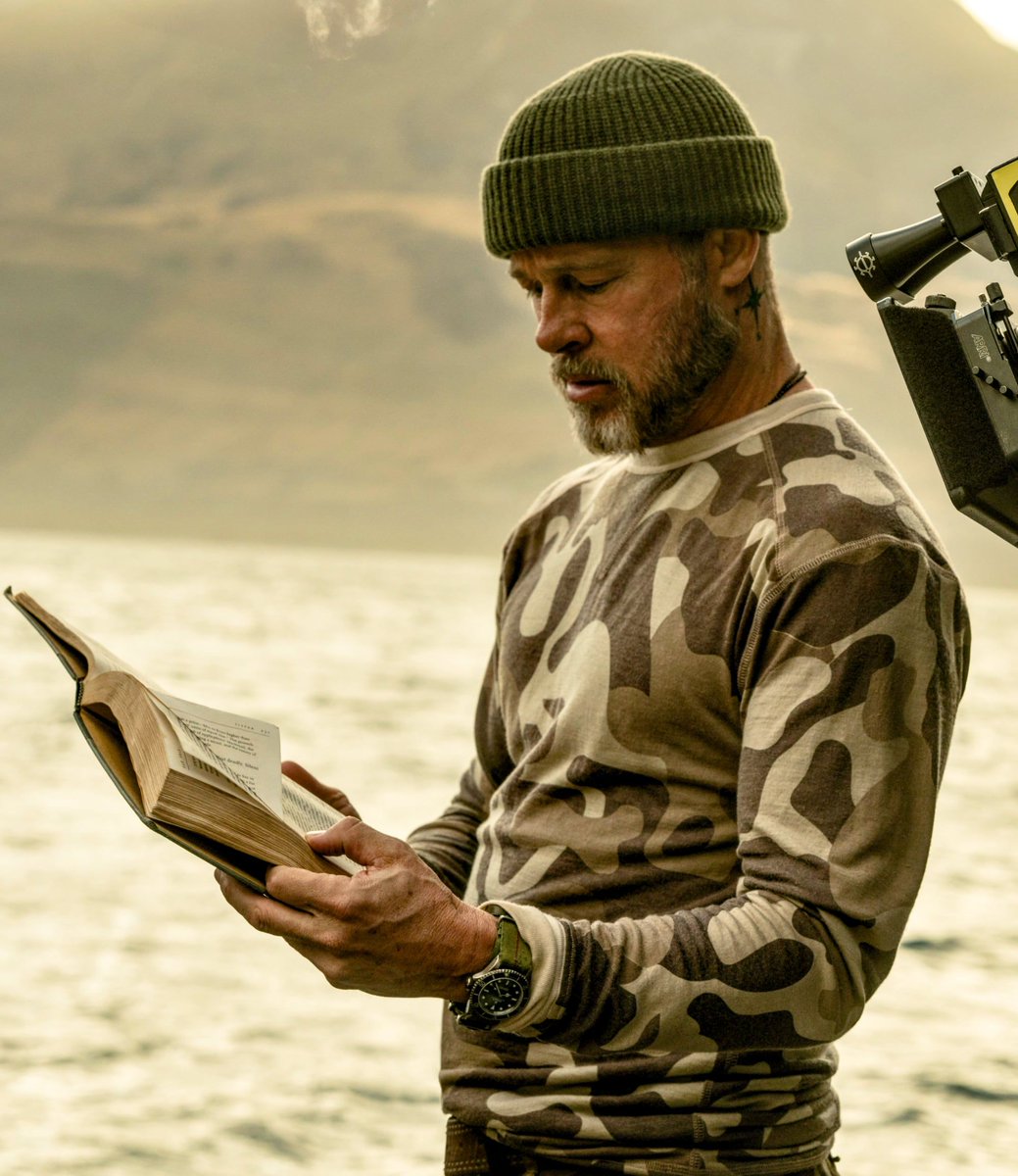 IMWDb_'s tweet photo. Brad Pitt's @ROLEX 14060 in Heart of the Beast is a nod to SEAL dog handler Will Chesney's watch, David Ayer told Watches of Espionage. The identification comes from pre-release stills, which show it beside a wrist compass. https://t.co/r11PoitsVF
