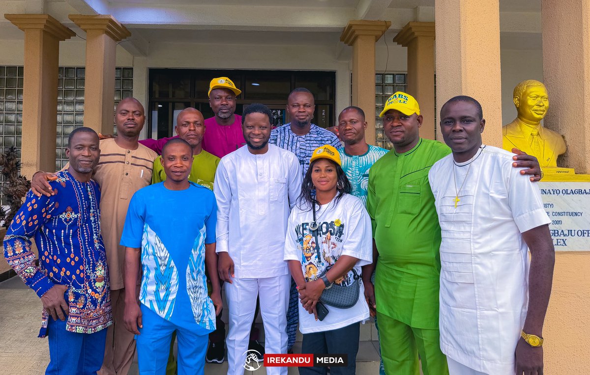 adewumiadeyemii's tweet photo. Glad to once again host the councillors from the ten wards of Obokun State Constituency.
For a greater Obokun!
#Irekandu #Itura #Ibk https://t.co/E6dTfKayHA