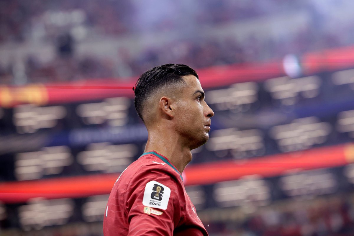 FabrizioRomano's tweet photo. ❤️🇵🇹 Cristiano Ronaldo: “I feel a lot of love from the Portuguese people”.

“And it’s not because of half a dozen people who don’t like me that I’m going to stop feeling the love of the Portuguese people. I feel their love very strongly”. https://t.co/13e5Lnjtni