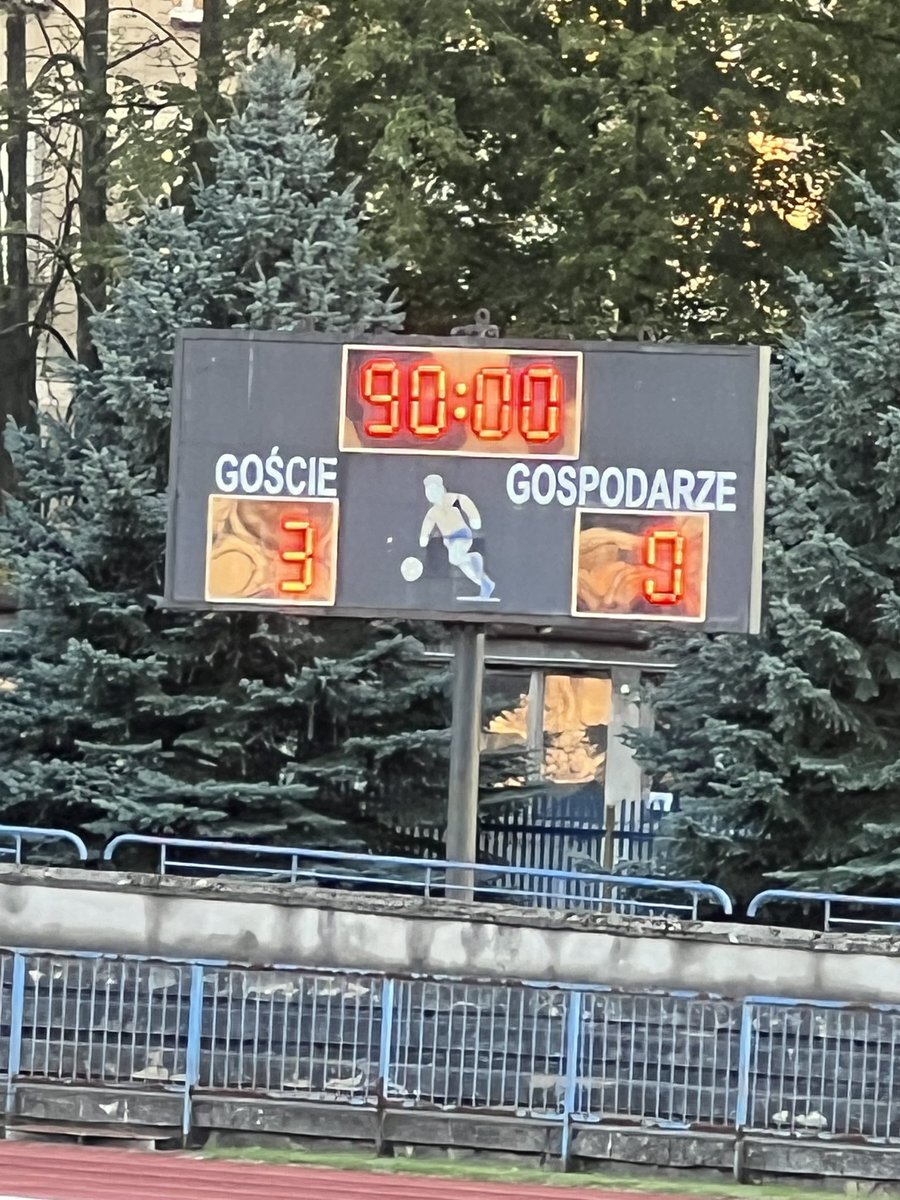bayronhost's tweet photo. KS Kutno II - Widzew II Łódź #Sparing #Widzew #widzewlodz#RazemTworzymySilę #ZawszeW12 @RTS_Widzew_Lodz #rtswidzewłódź @AkademiaWidzewa https://t.co/I9fS6eM7AR
