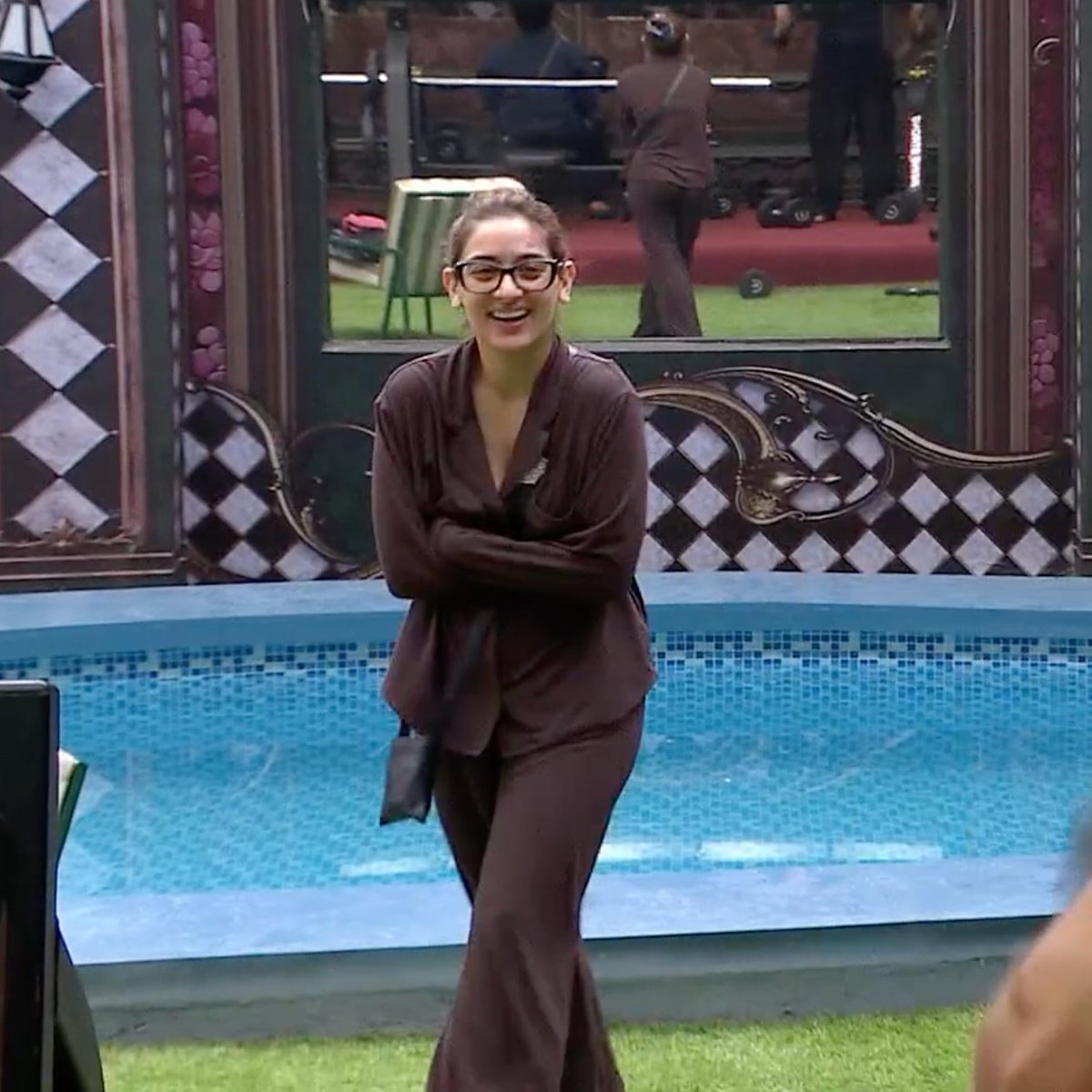 partyyliciousss's tweet photo. Most unhygienic contestant of this season. https://t.co/x7fzDJoOJG