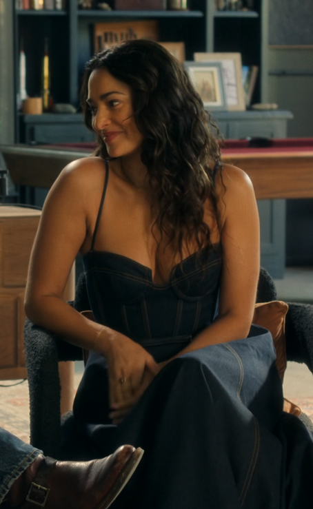 oyemnassxo's tweet photo. Natalie Martinez is such a bombshell🥵 https://t.co/VeaxvCpl6O
