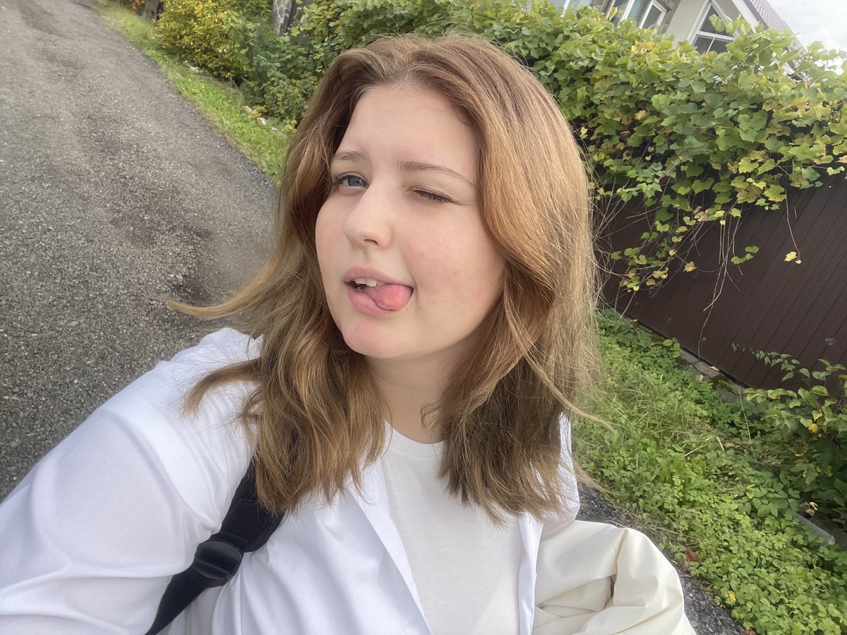 0higo's tweet photo. Меня все устраивает ✨ https://t.co/3blkMLUPAN